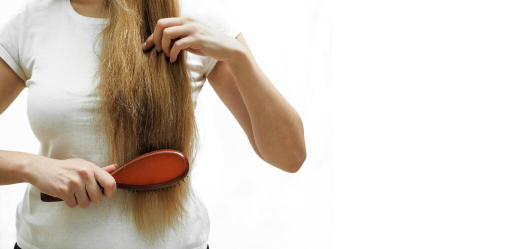 Después del verano: ¿Por qué tu cabello necesita un tratamiento anti-encrespamiento? 60 1024x498